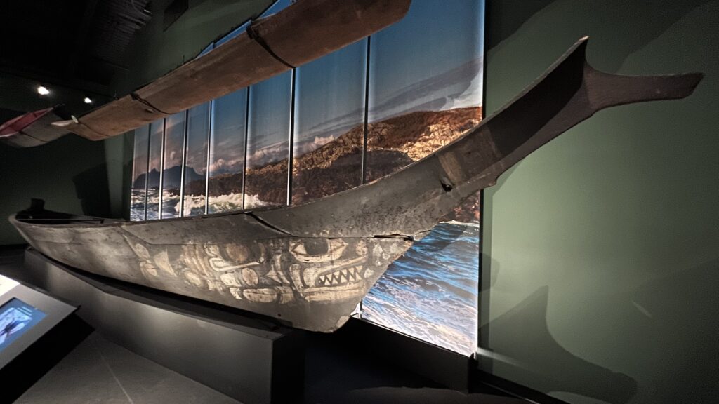 Nuu-chah-nulth Canoe